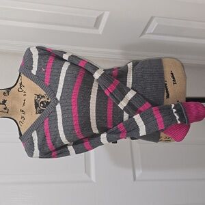 American Eagle brand V-neck striped sweater